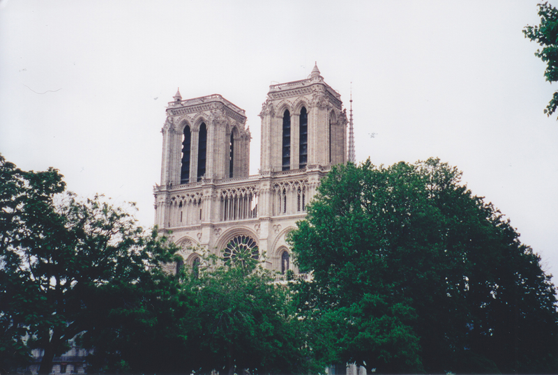 Illustration for article titled Notre Dame de Paris, 2000
